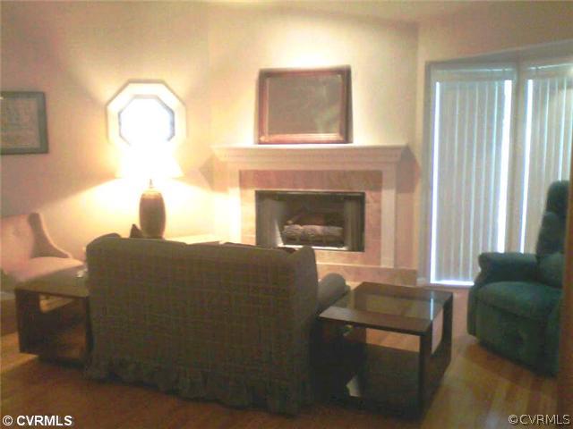 808 Ruthers Road Richmond, VA 23235 - Photo 2 of 5 Living Room
