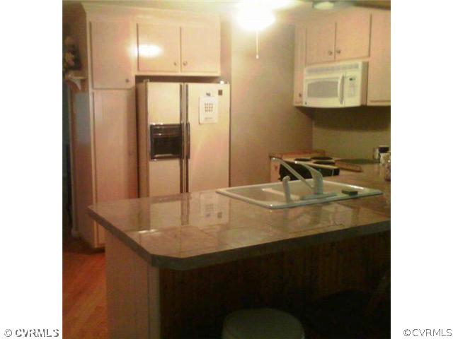 808 Ruthers Road Richmond, VA 23235 - Photo 3 of 5 Kitchen