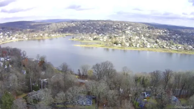 $350,000 | 27 Worthington Drive West, Carmel, NY 10512