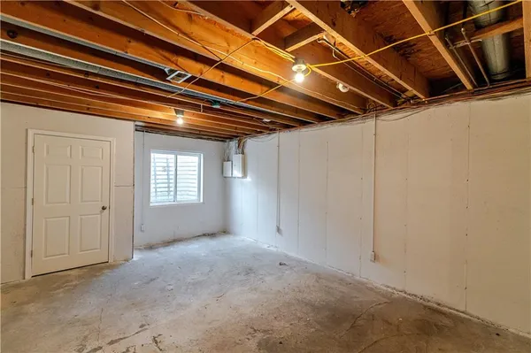 $180,000 | 1109 Oak Street, Atchison, KS 66002