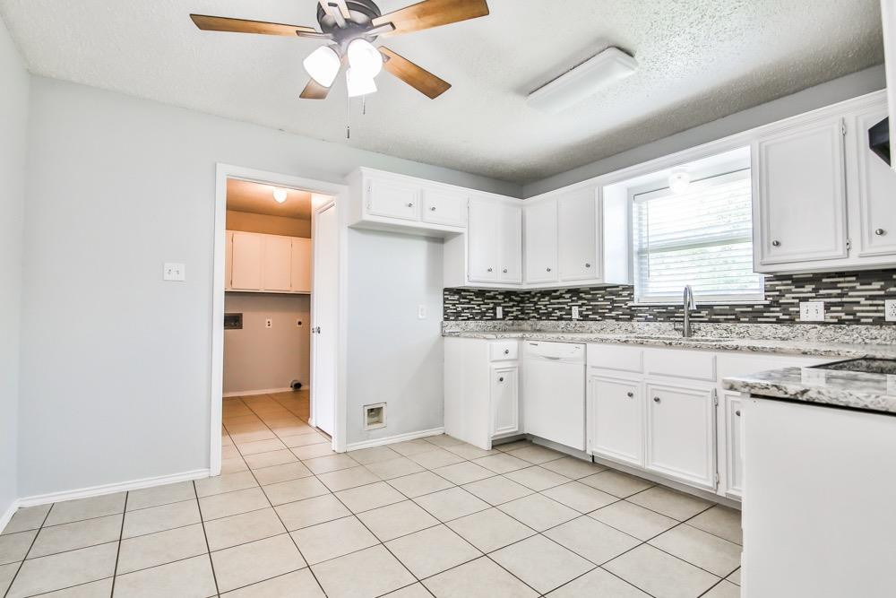 4630 Erskine Street Lubbock, TX 79416 - Photo 4 of 18 Photo 4