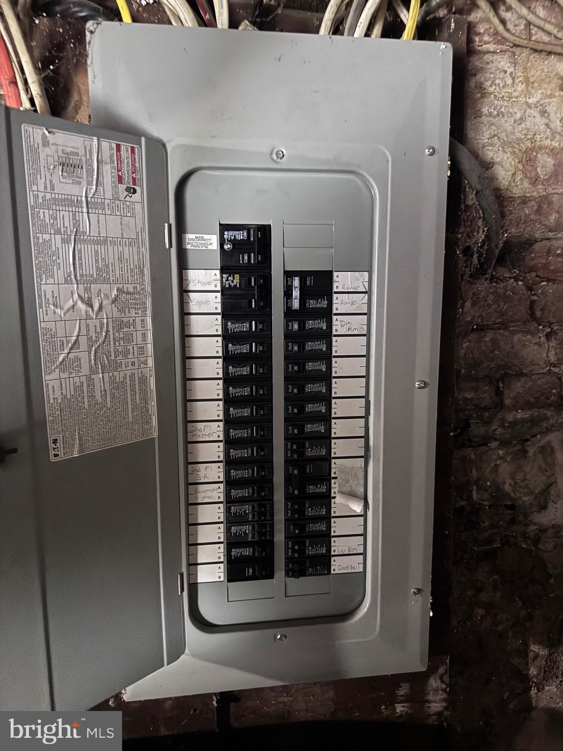 1128 North 6th Street Reading, PA 19601 - Photo 19 of 19 a view of entryway