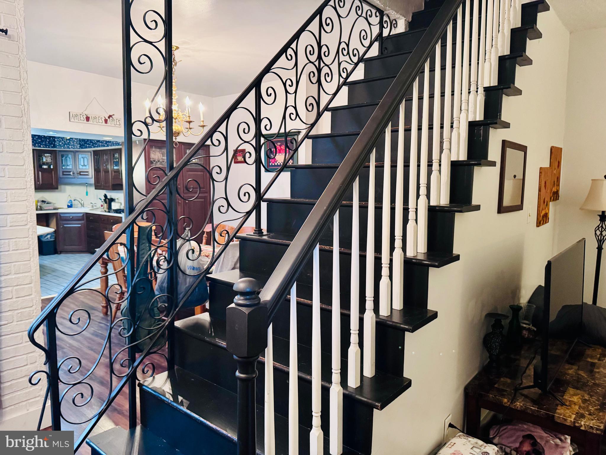 1128 North 6th Street Reading, PA 19601 - Photo 5 of 19 a view of entryway and hall