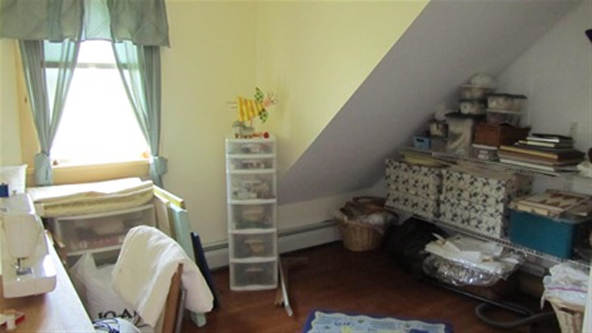 17 Phillips Street Rutland, VT 05701 - Photo 11 of 21