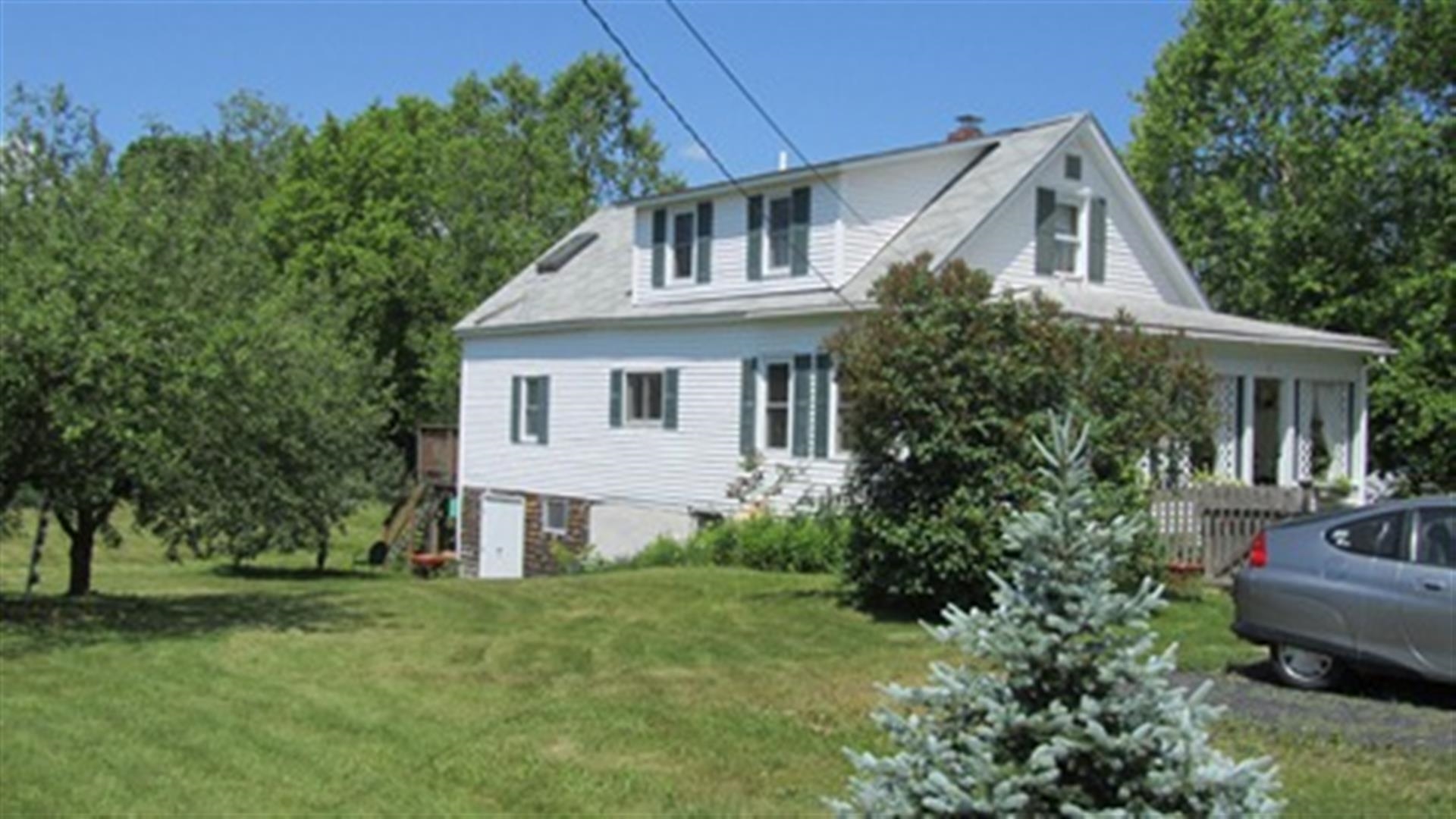 17 Phillips Street Rutland, VT 05701 - Photo 17 of 21