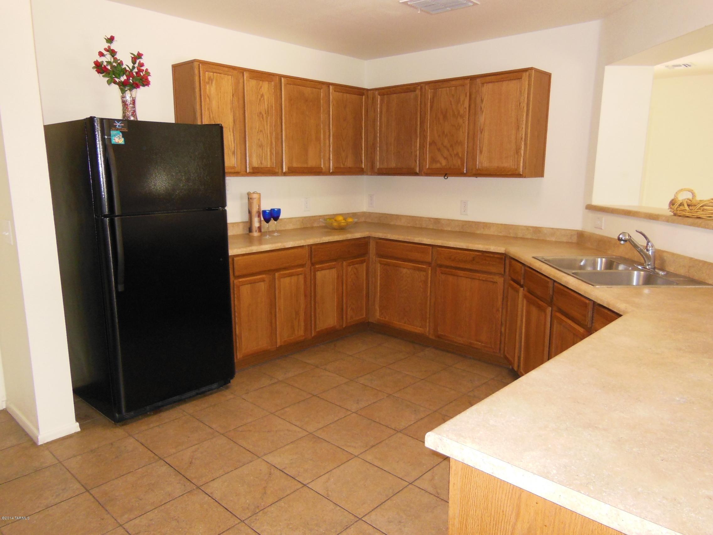 1491 West San Ricardo Boulevard Tucson, AZ 85713 - Photo 5 of 17
