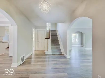 $729,900 | 27 West 46th Street, Indianapolis, IN 46208