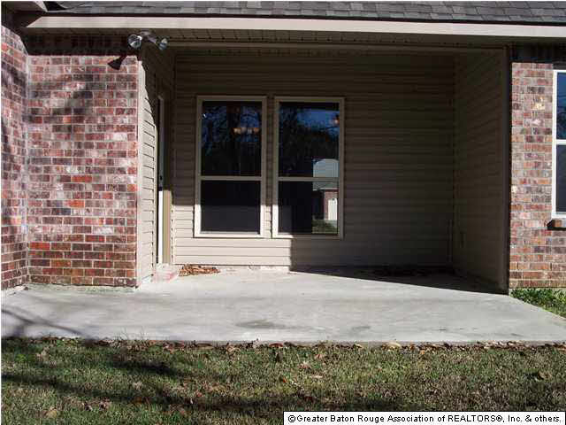 17269 Rue Village Prairieville, LA 70769 - Photo 17 of 19 Gallery Image 17