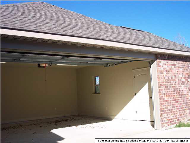 17269 Rue Village Prairieville, LA 70769 - Photo 8 of 19 Gallery Image 8
