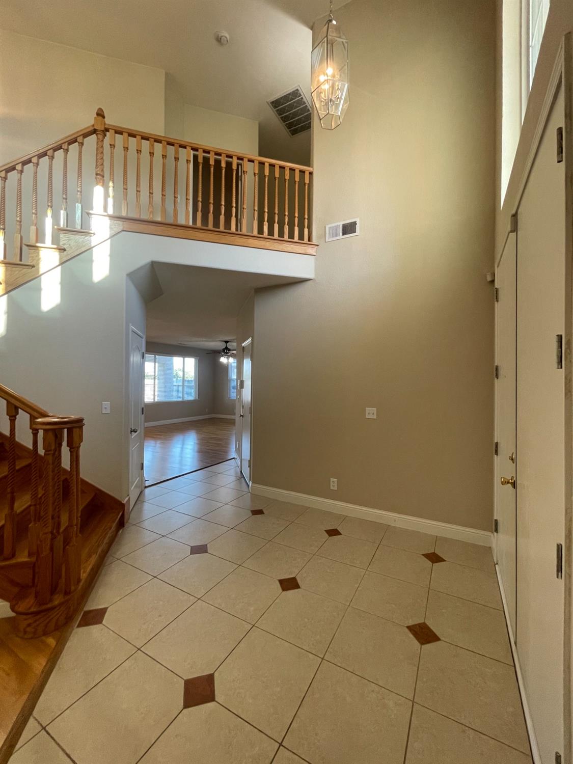 2616 Goshen Avenue Clovis, CA 93611 - Photo 3 of 39 a view of livingroom with furniture