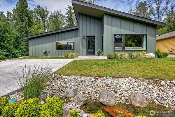 $525,000 | 384 Northwest Ruth Lane, Bremerton, WA 98310