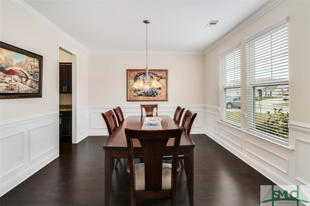 105 Grimsby Road Savannah, GA 31407 - Photo 3 of 30