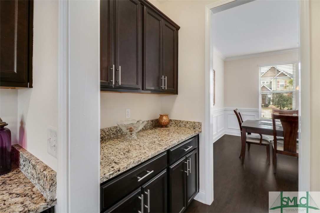105 Grimsby Road Savannah, GA 31407 - Photo 5 of 30