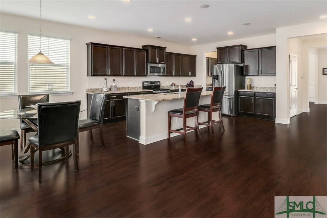 105 Grimsby Road Savannah, GA 31407 - Photo 7 of 30