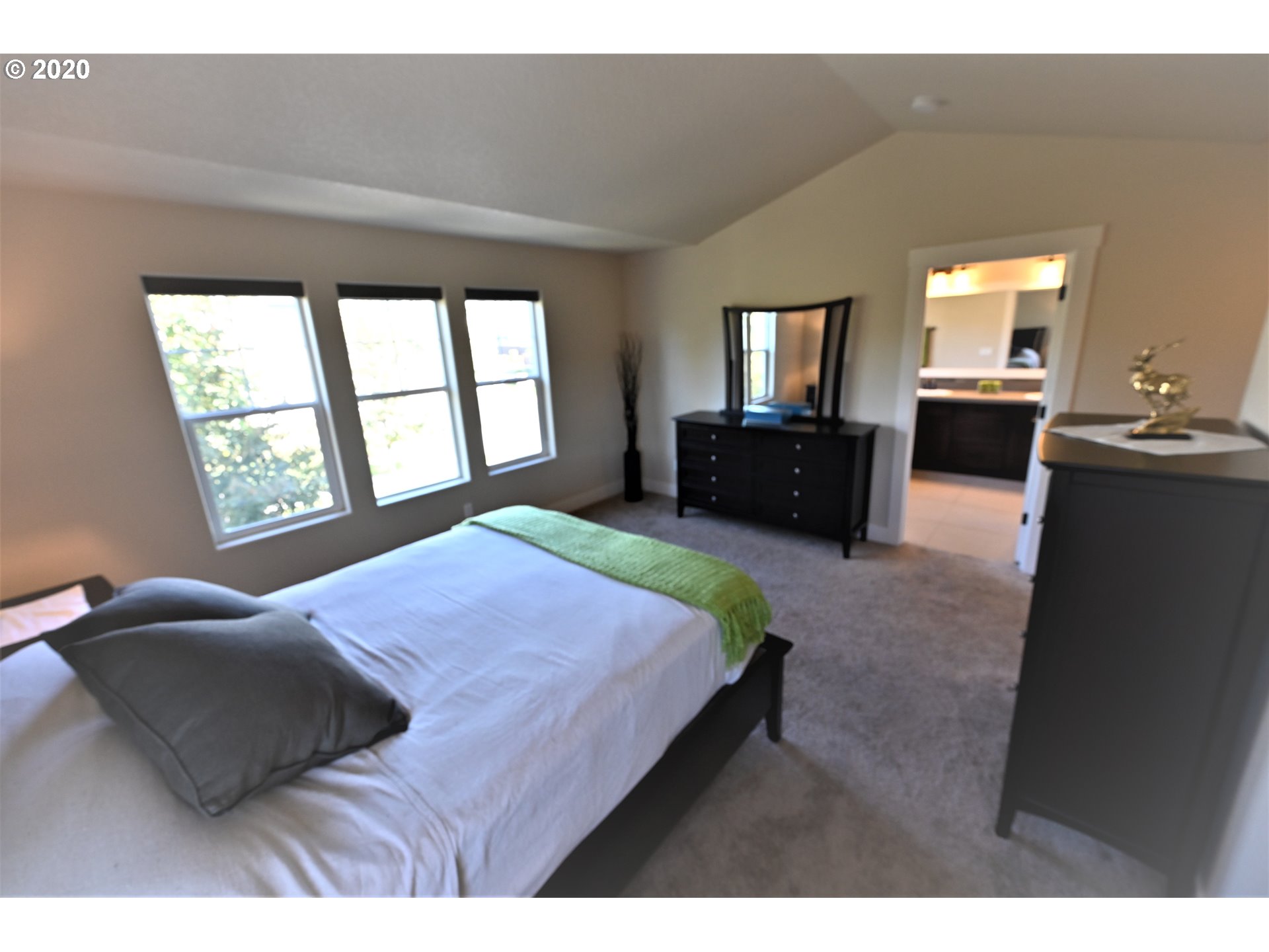 14434 Southwest Rancher Lane Beaverton, OR 97008 - Photo 17 of 19 Gallery Image 17