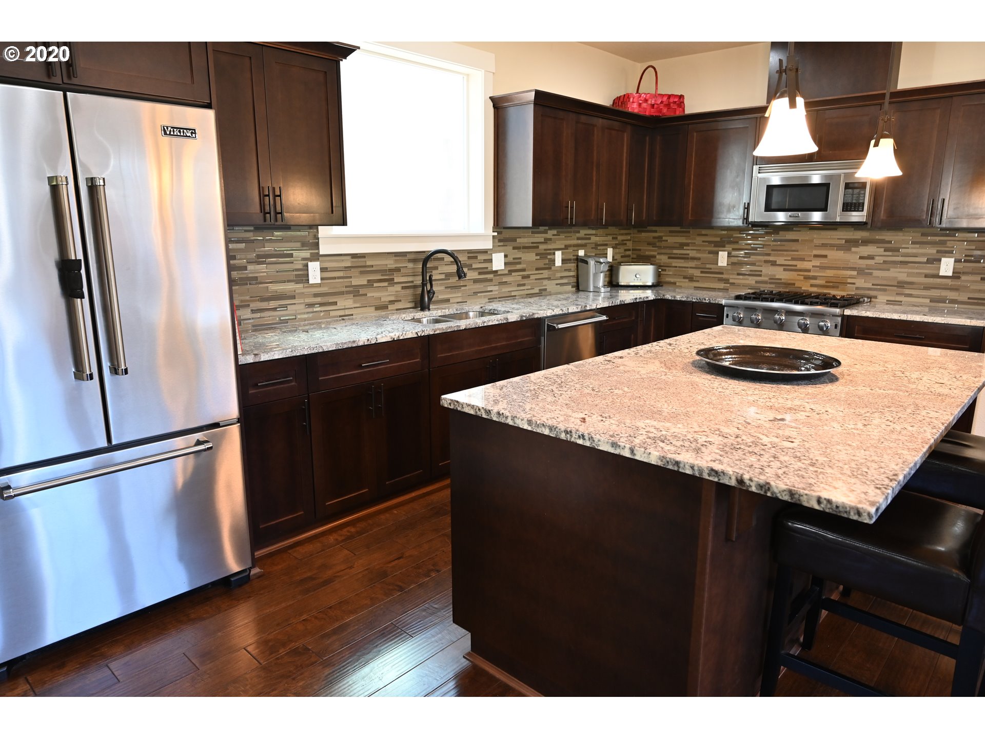 14434 Southwest Rancher Lane Beaverton, OR 97008 - Photo 7 of 19 Gallery Image 7