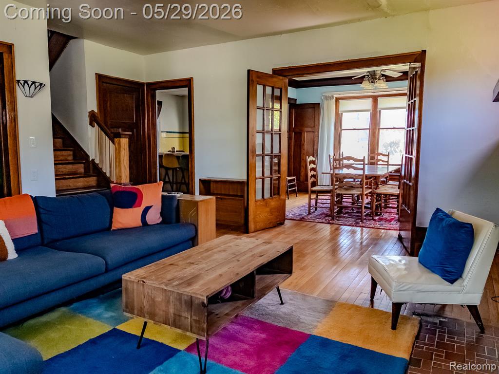 3010 Fischer Street Detroit, MI 48214 - Photo 10 of 36