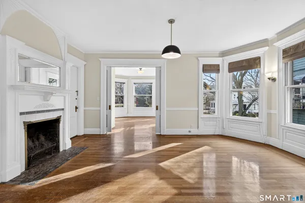 $3,250 | 339 Willow Street, Unit 2, New Haven, CT 06511