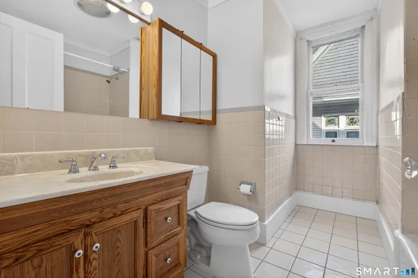 $3,250 | 339 Willow Street, Unit 2, New Haven, CT 06511