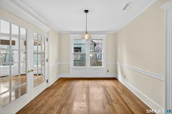 $3,250 | 339 Willow Street, Unit 2, New Haven, CT 06511