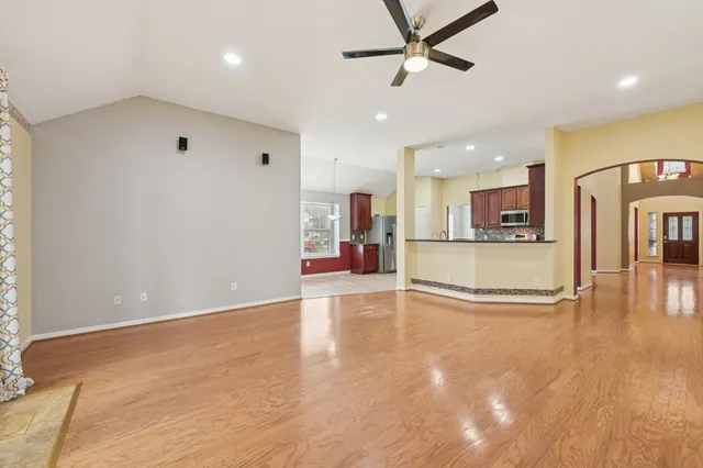 $2,750 | 15114 Magnoliabough Place, Cypress, TX 77429