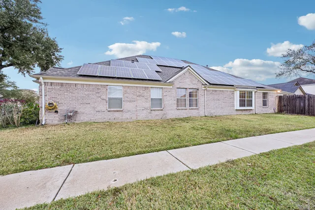 $2,600 | 15114 Magnoliabough Place, Cypress, TX 77429