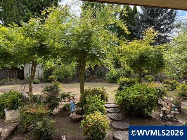1344 Regency Drive Eugene, OR 97401 - Photo 43 of 49