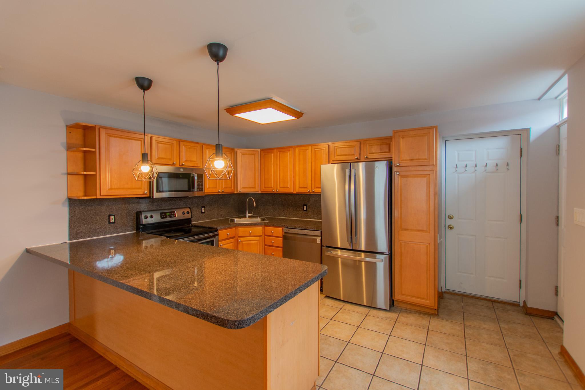 152 Tree Street Philadelphia, PA 19148 - Photo 5 of 21