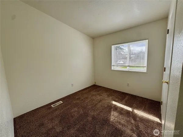 $1,750 | 110 West Freedom Lane, Shelton, WA 98584