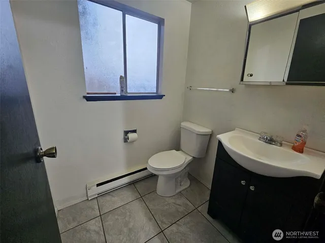 $1,900 | 110 West Freedom Lane, Shelton, WA 98584