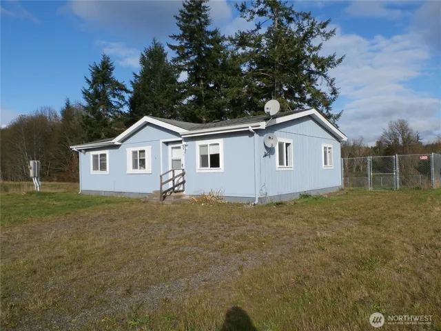 $1,900 | 110 West Freedom Lane, Shelton, WA 98584