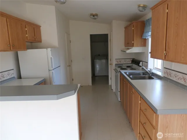 $1,900 | 110 West Freedom Lane, Shelton, WA 98584