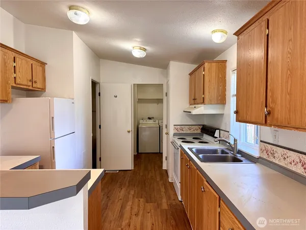 $1,750 | 110 West Freedom Lane, Shelton, WA 98584