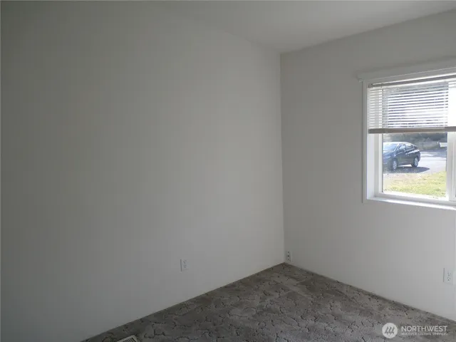 $1,900 | 110 West Freedom Lane, Shelton, WA 98584