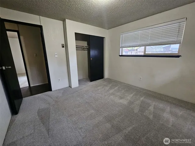 $1,900 | 110 West Freedom Lane, Shelton, WA 98584