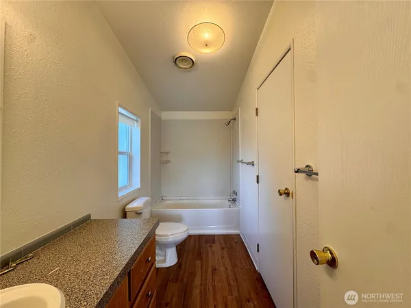 $1,750 | 110 West Freedom Lane, Shelton, WA 98584