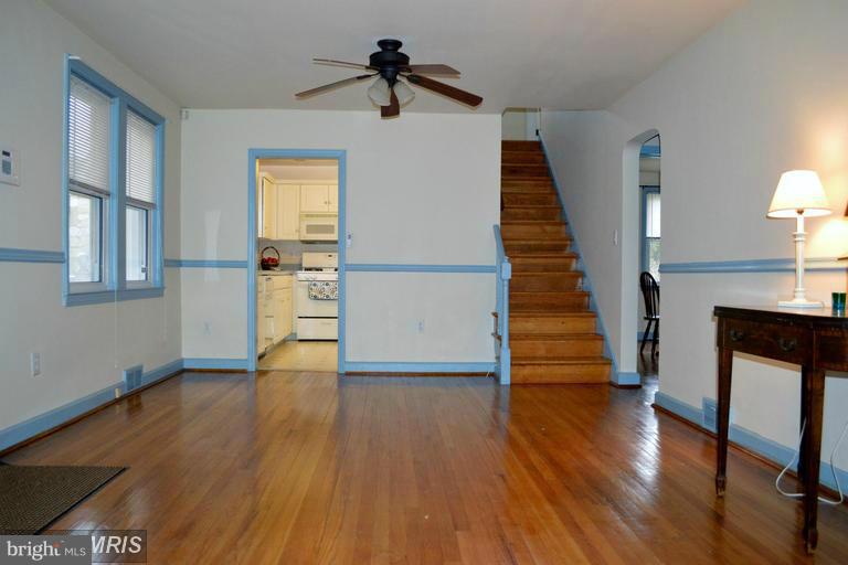 2020 Old Frederick Road Catonsville, MD 21228 - Photo 4 of 30 Living Room
