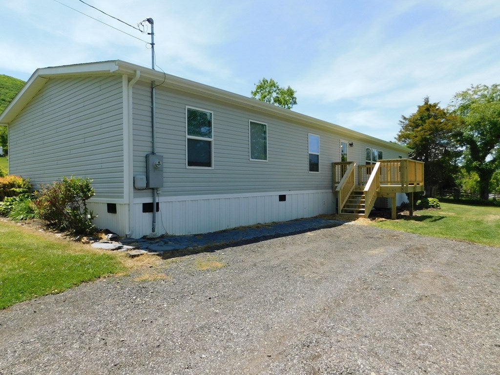 1348 Lead Mine Road Austinville, VA 24312 - Photo 11 of 60 Gallery Image 11