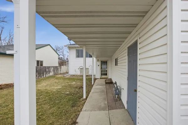 $285,000 | 2155 4th Avenue East, West Fargo, ND 58078