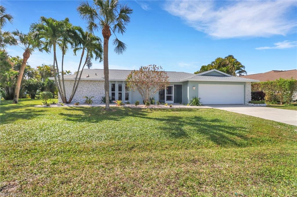 2600 Longboat Drive Naples, FL 34104 - Photo 3 of 33