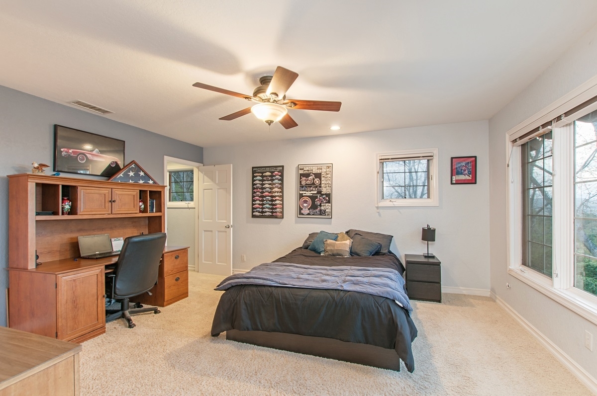 13225 Stone Canyon Road Poway, CA 92064 - Photo 18 of 25