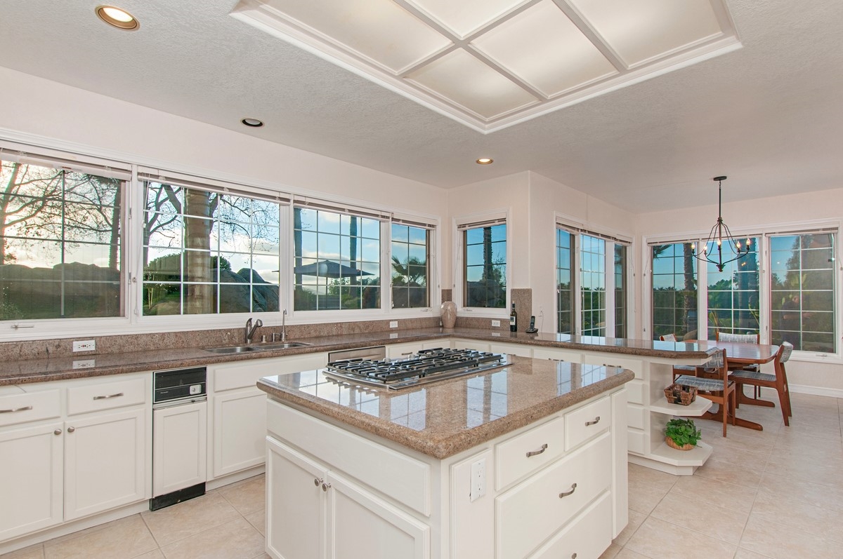 13225 Stone Canyon Road Poway, CA 92064 - Photo 4 of 25