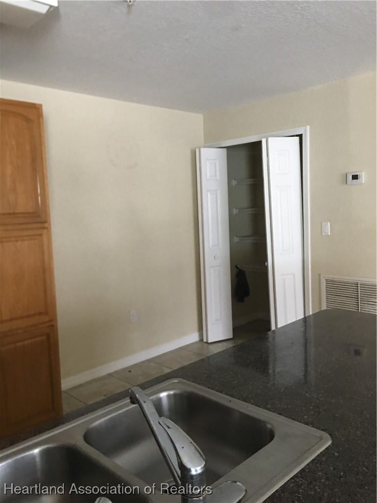 165 Amusing Avenue Avon Park, FL 33825 - Photo 5 of 11
