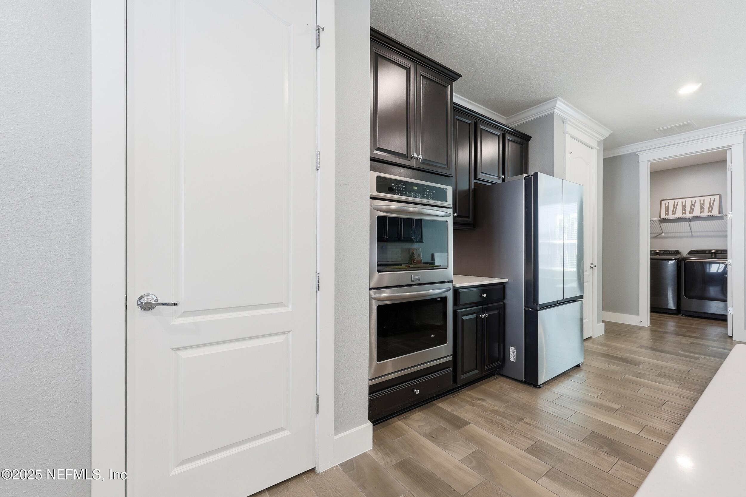 105 Crown Colony Road St. Augustine, FL 32092 - Photo 11 of 62 Double Ovens