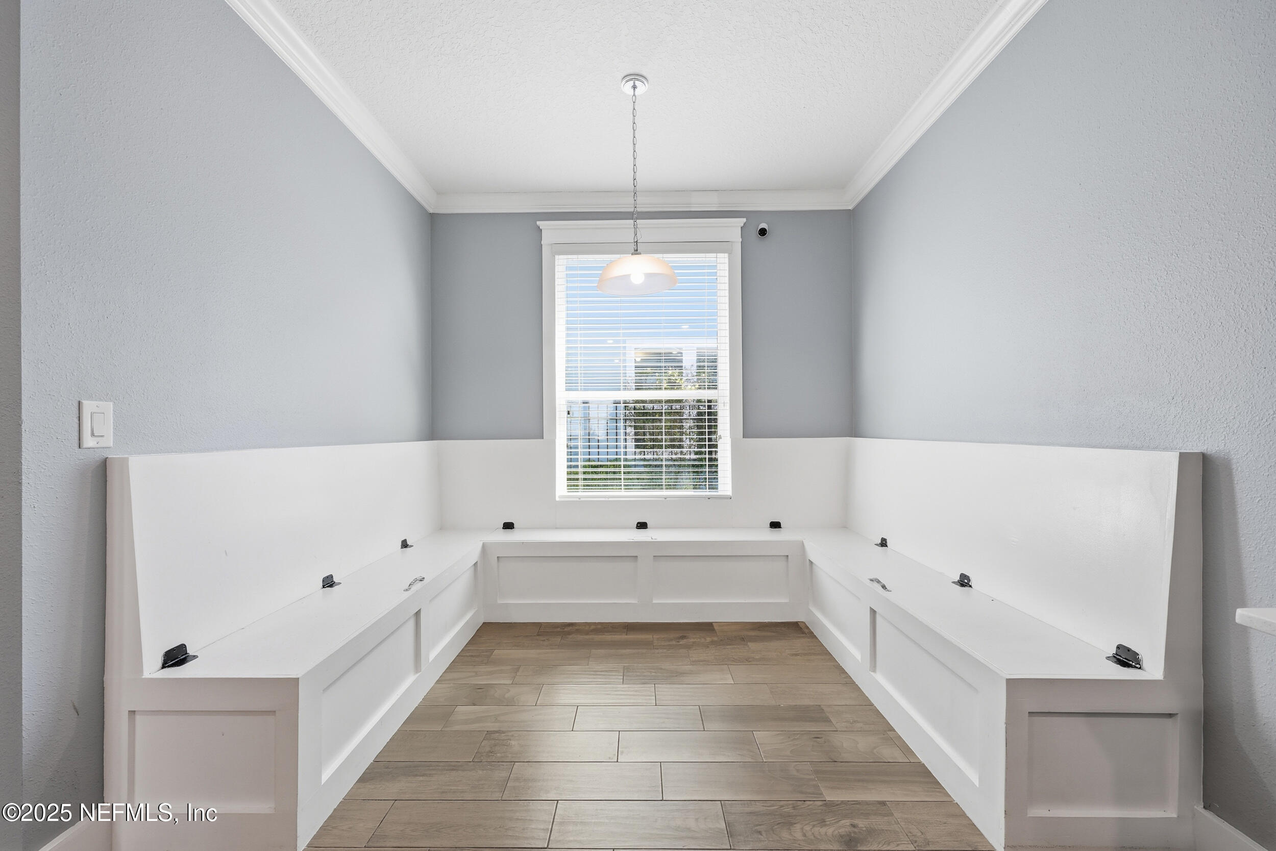 105 Crown Colony Road St. Augustine, FL 32092 - Photo 13 of 62 Built-ins