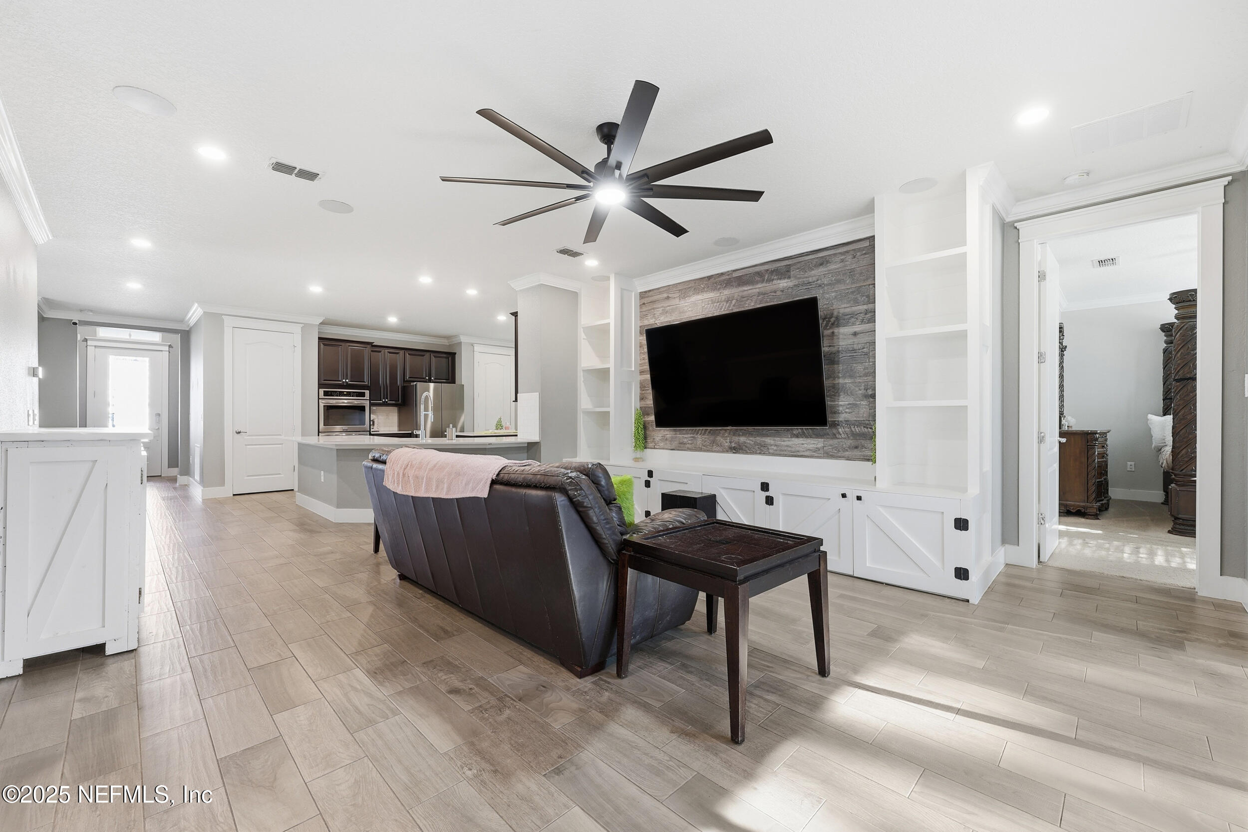 105 Crown Colony Road St. Augustine, FL 32092 - Photo 16 of 62 Living Room