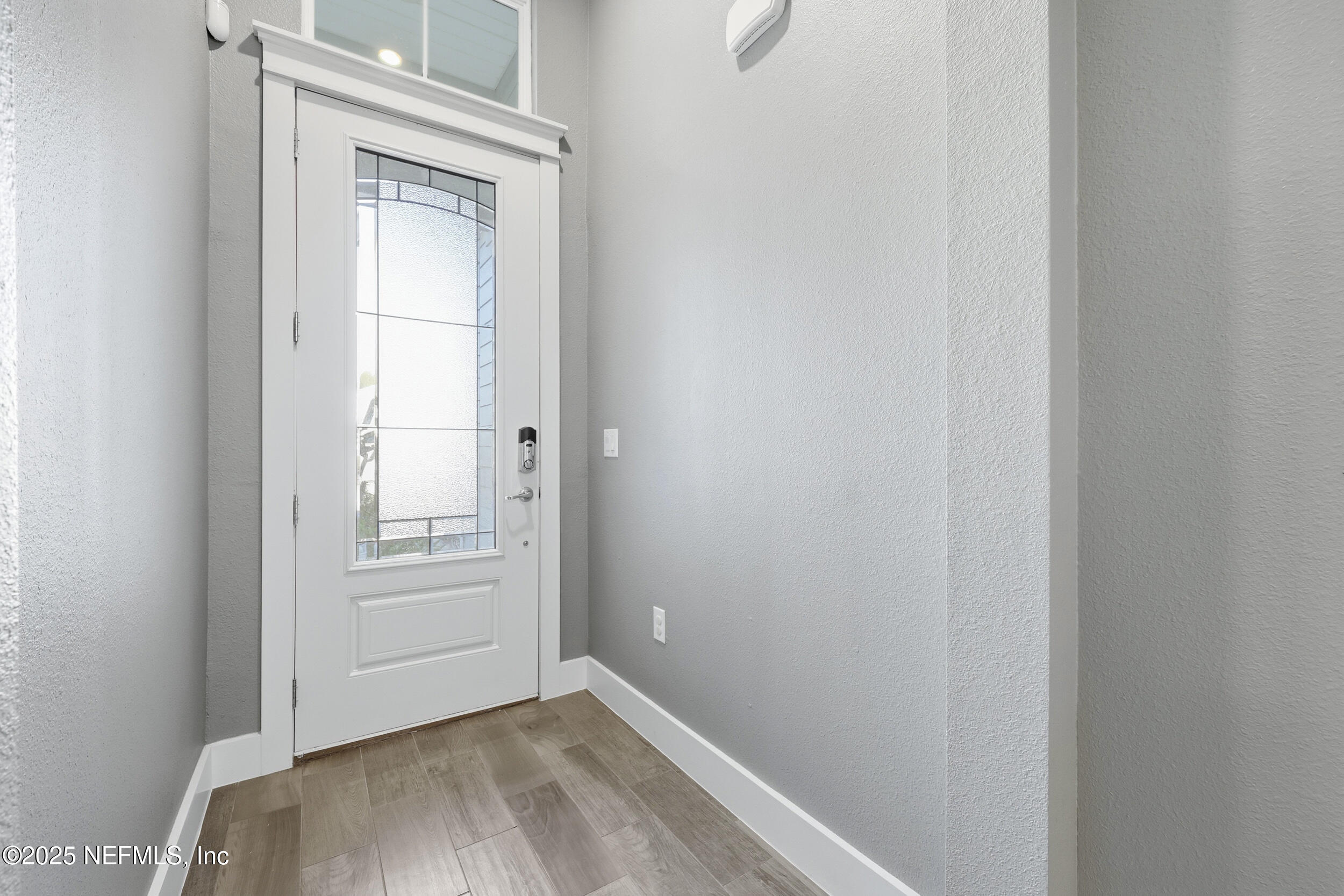 105 Crown Colony Road St. Augustine, FL 32092 - Photo 4 of 62 Foyer