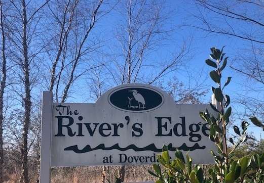 0 Turtle Point Lane Waverly, TN 37185 - Photo 2 of 17 a front view of a house