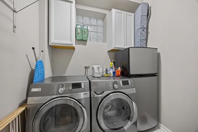 2852 North Damen Avenue, Unit 1, Chicago, IL 60618