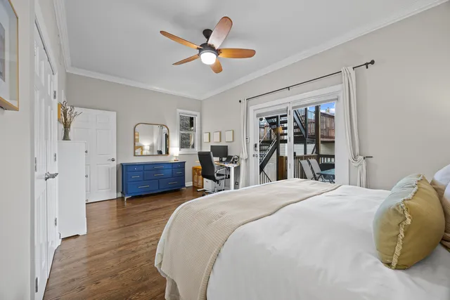 2852 North Damen Avenue, Unit 1, Chicago, IL 60618